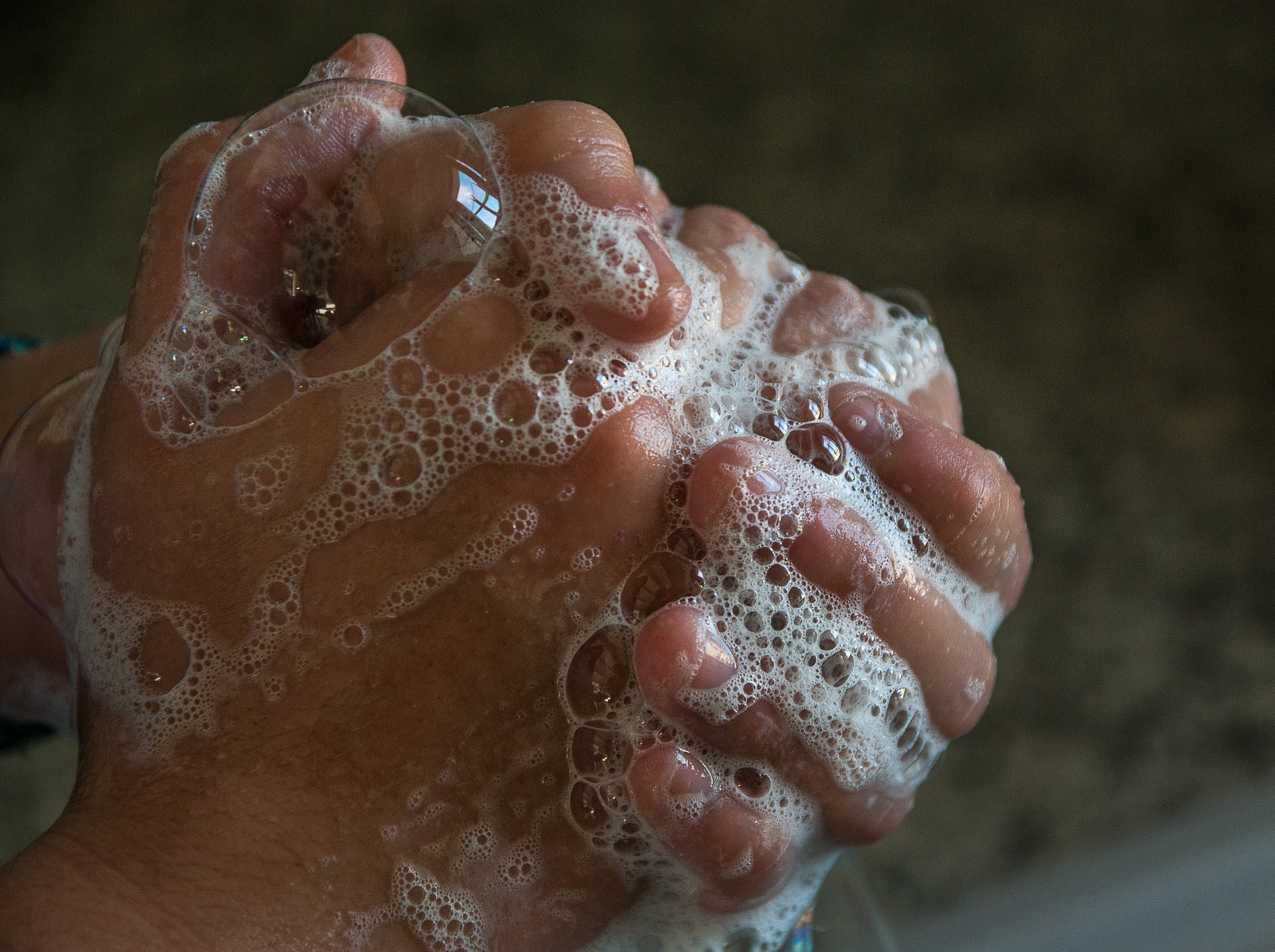 čištění rukou